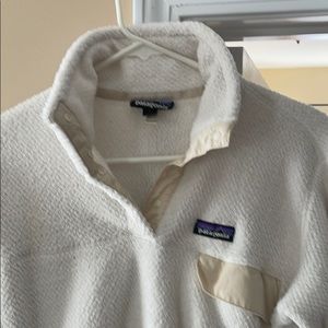 Women’s Cream Patagonia Pullover